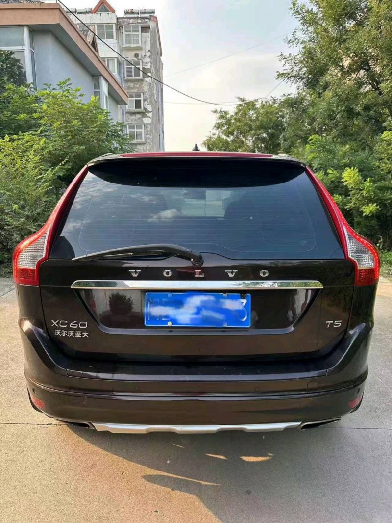 东营17年沃尔沃XC605