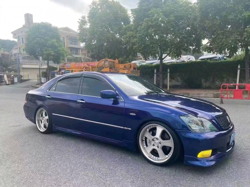广州05年丰田皇冠3