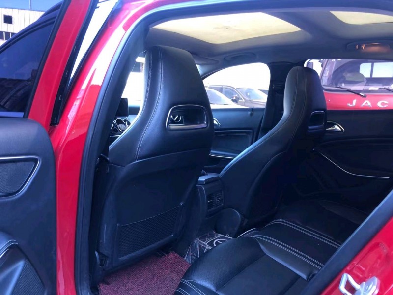 保定17年奔驰GLA5