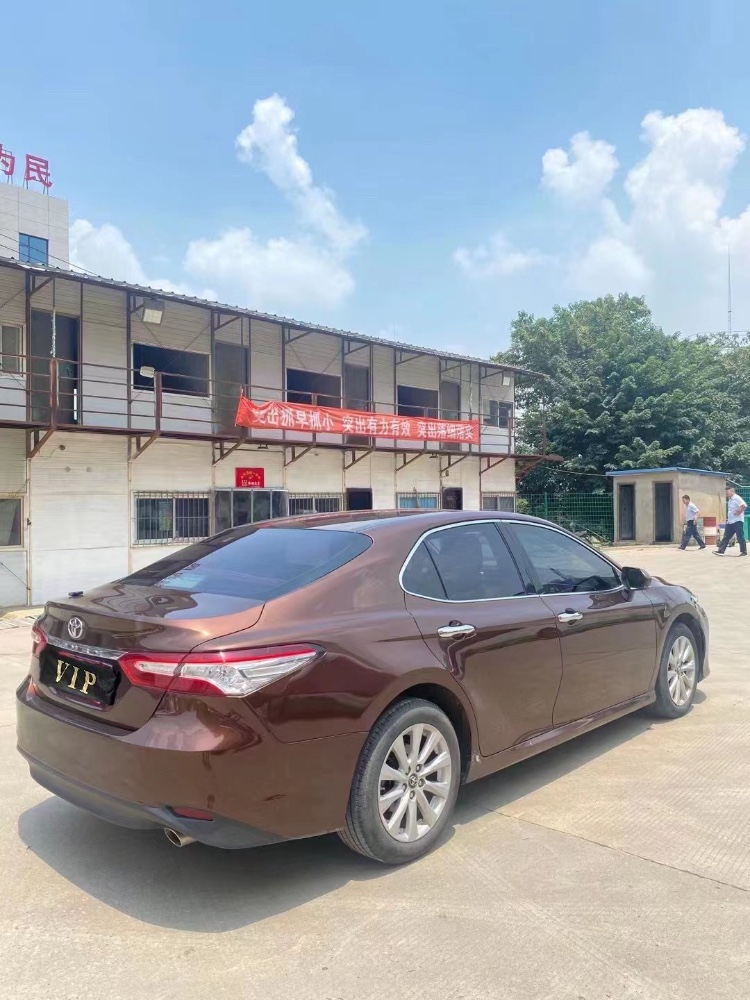 武汉18年丰田凯美瑞9
