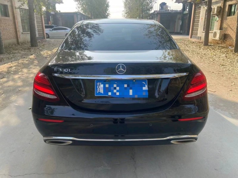 保定17年奔驰E9