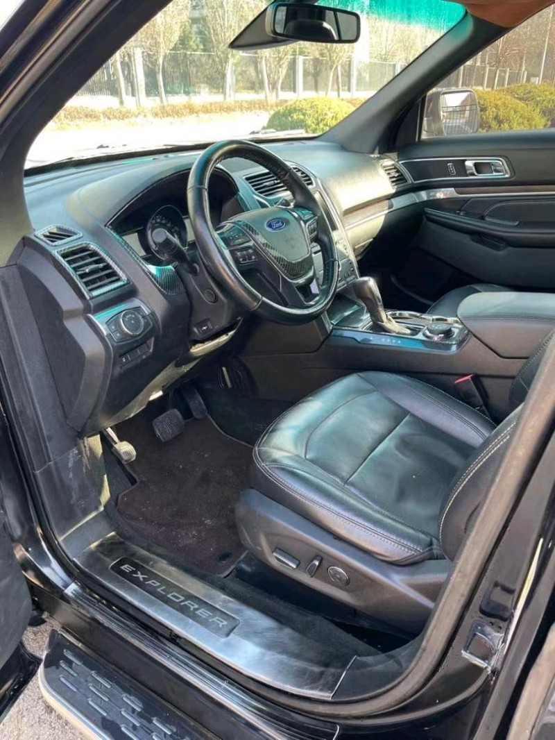 沈阳16年福特探险者7