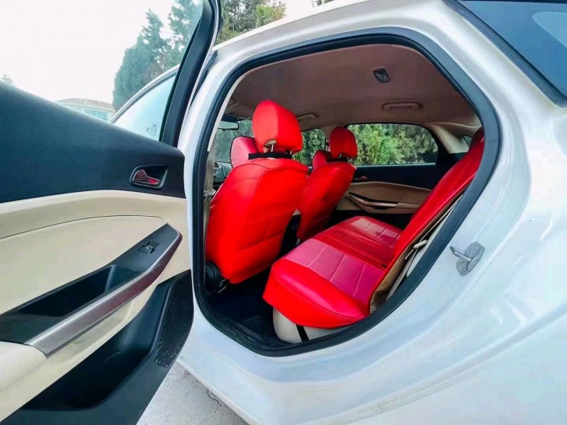 枣庄16年福特福睿斯4