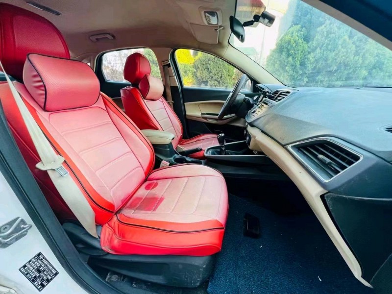 枣庄16年福特福睿斯5