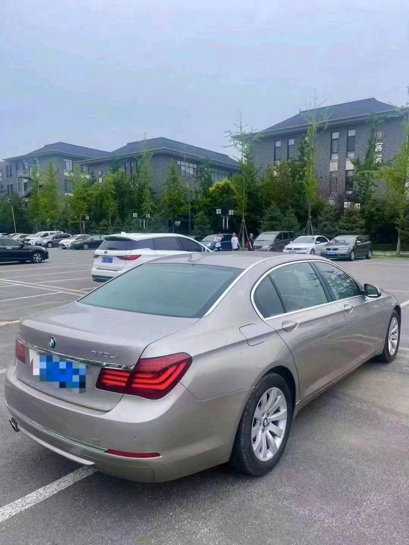 邯郸14年宝马7系4