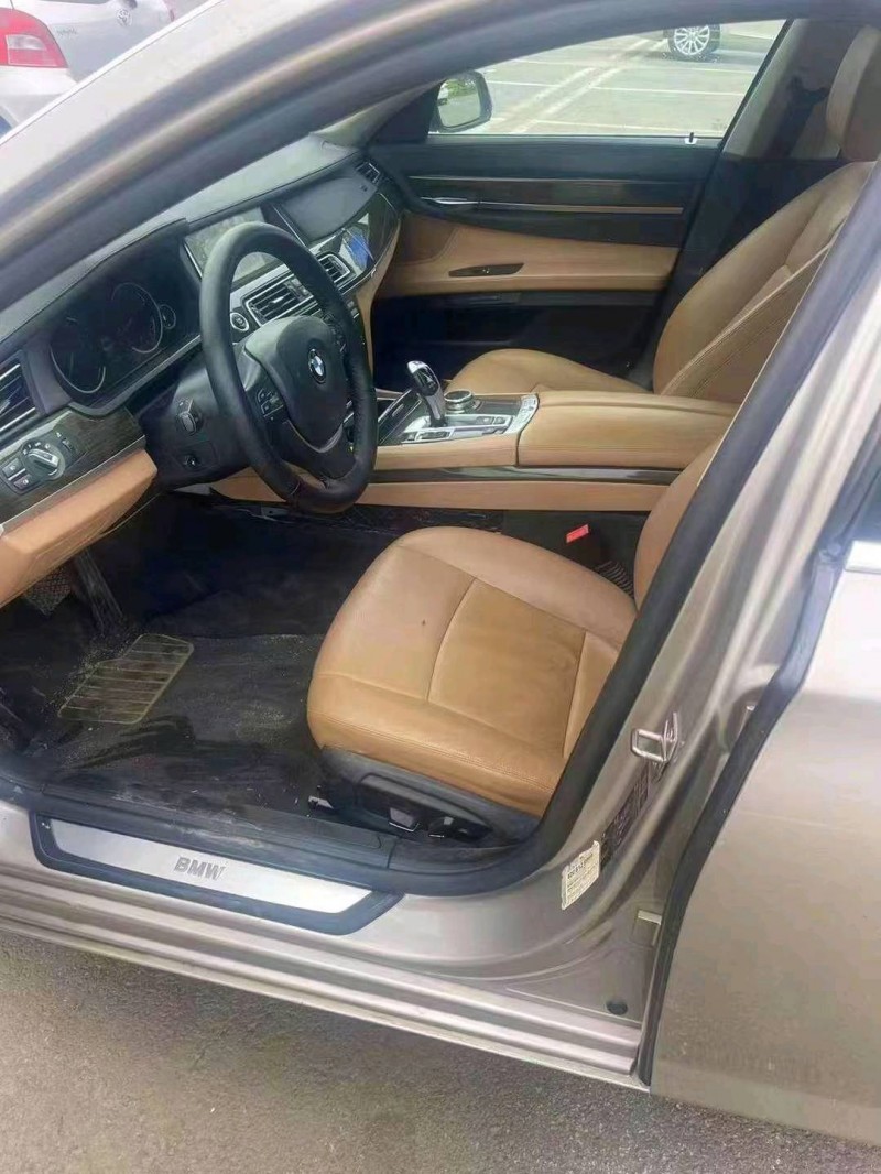邯郸14年宝马7系6