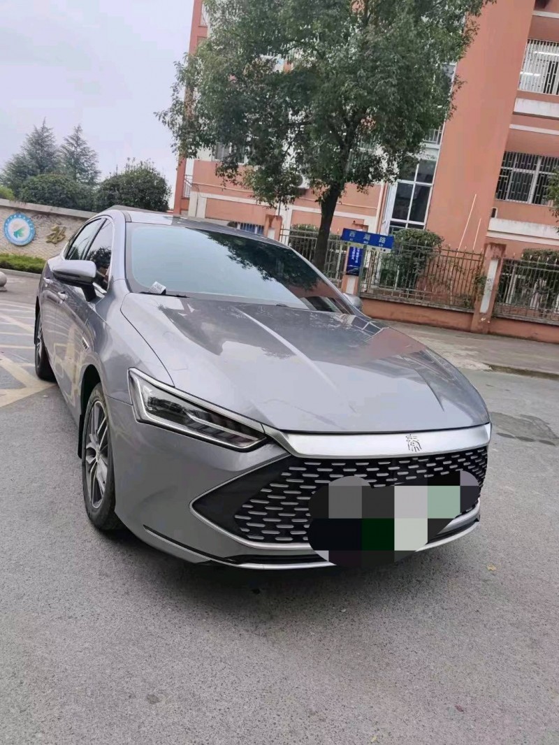 嘉兴22年比亚迪秦2