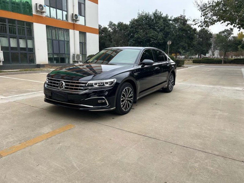 济宁22年大众辉昂3