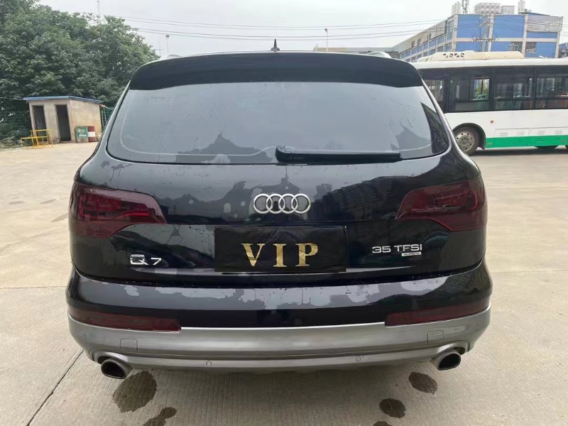 武汉15年奥迪Q78
