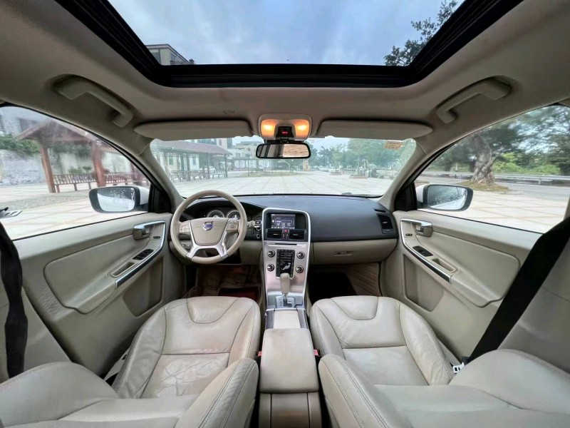珠海11年沃尔沃XC609