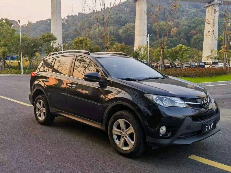 臺州14年豐田RAV4榮放2