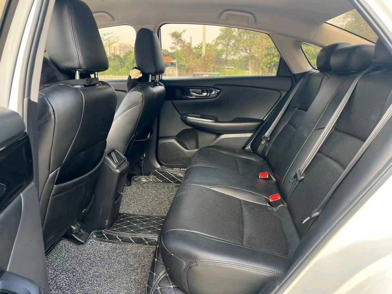 汕头20年本田享域8