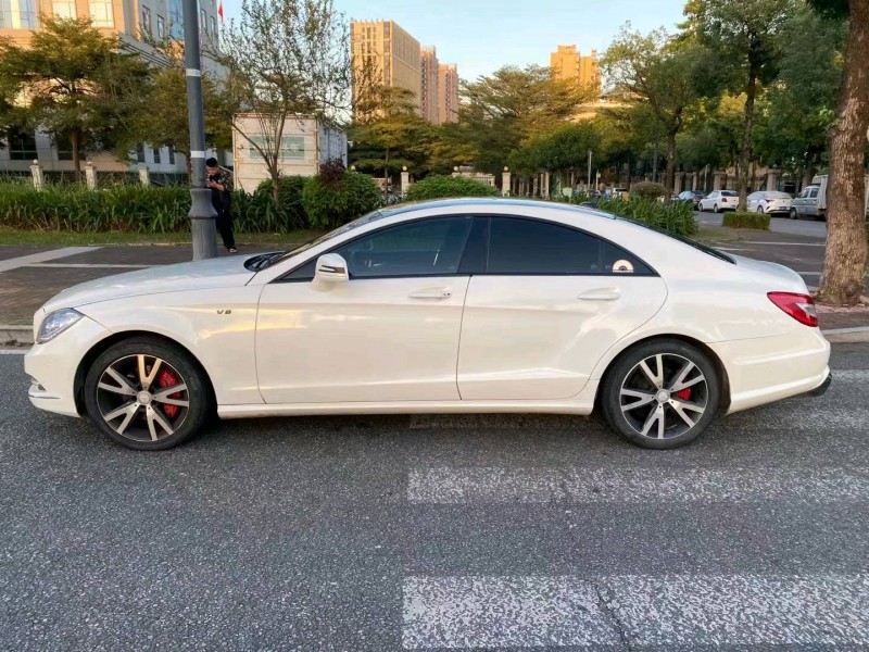 珠海13年奔驰CLS3