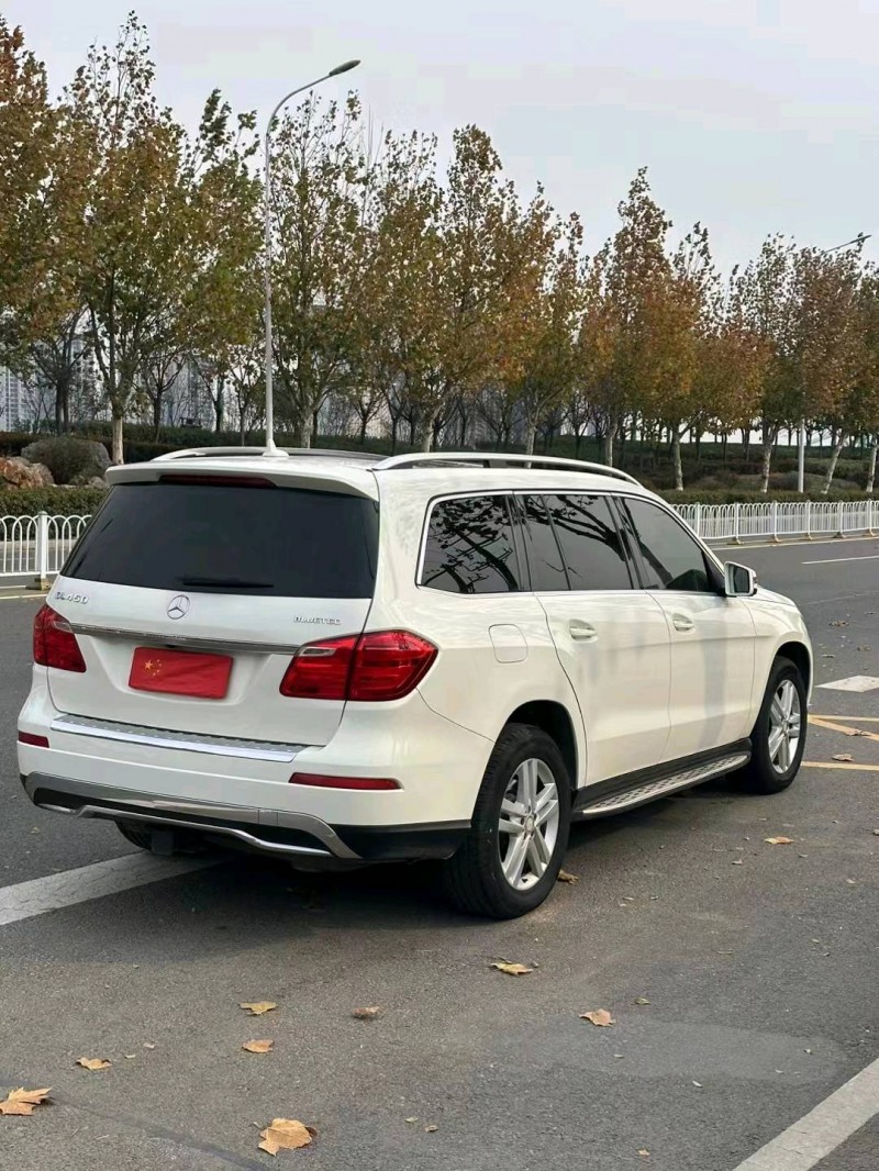 东营13年奔驰GL7