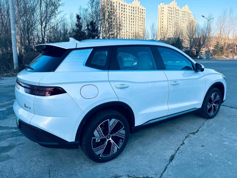 沈阳23年比亚迪宋4