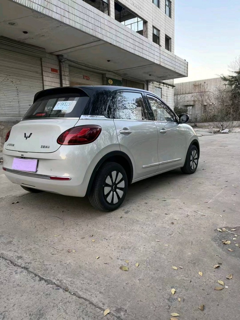 邢台23年五菱汽车缤果8
