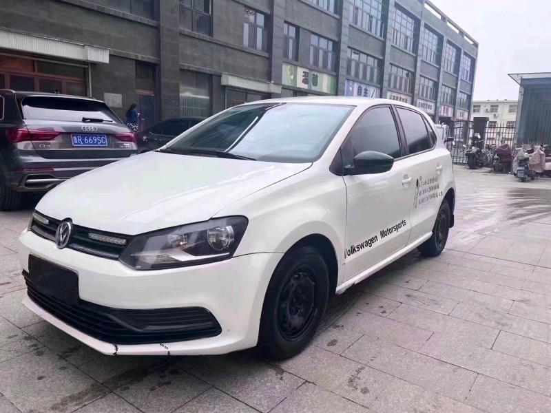 菏泽17年大众polo2