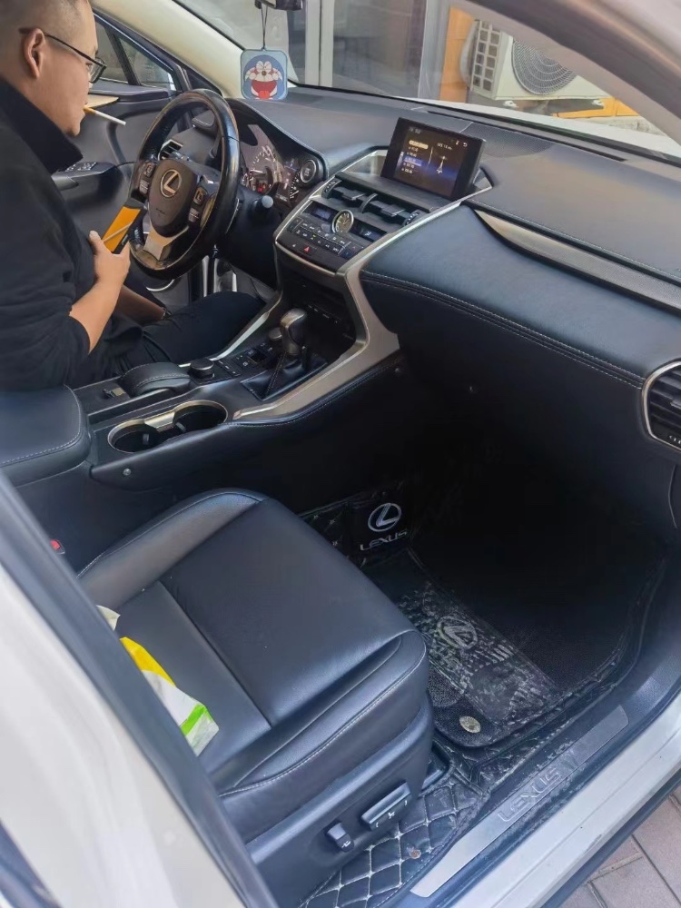 潍坊16年雷克萨斯NX2