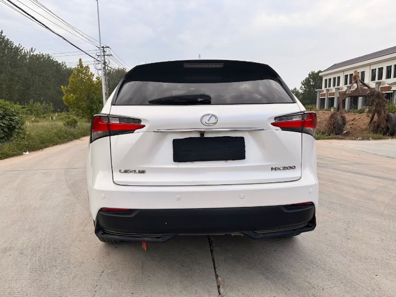 徐州16年雷克萨斯NX7
