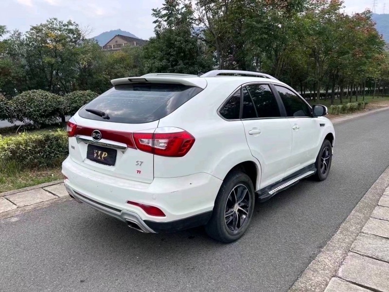 嘉兴16年比亚迪S77