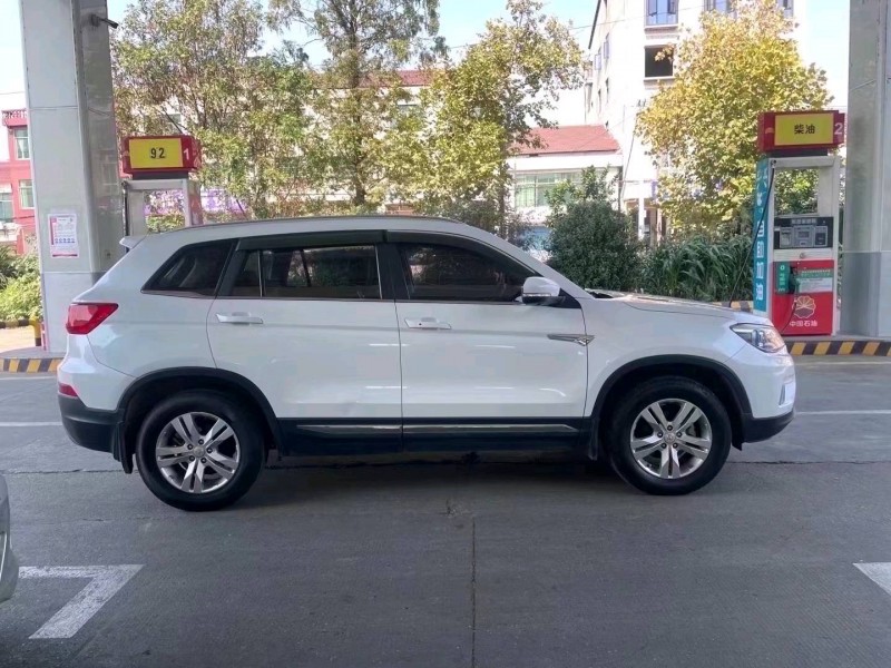 衡阳17年长安汽车CS754