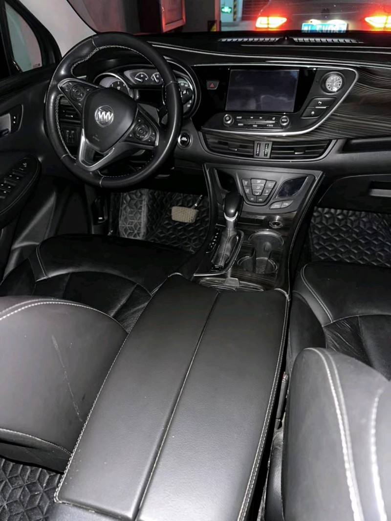 东营19年别克昂科威5