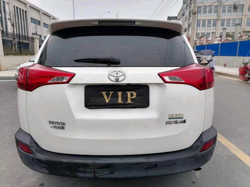 嘉兴15年丰田RAV45