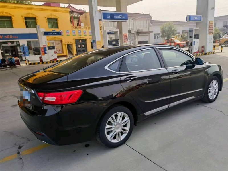 保定16年吉利博越3