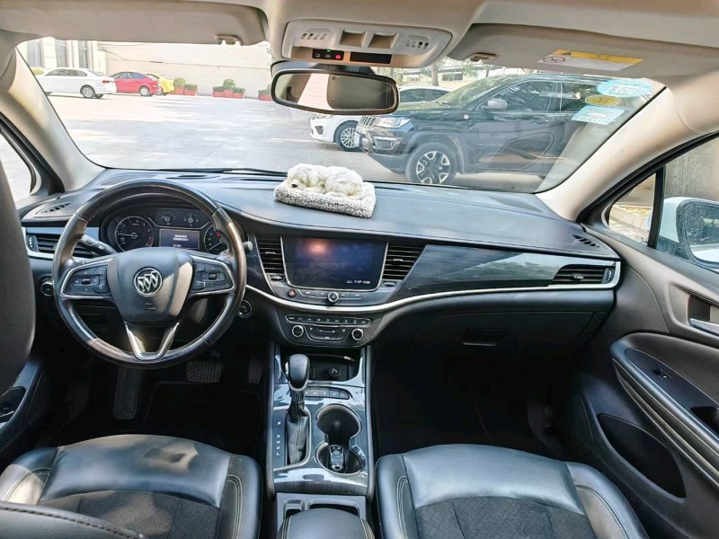 保定20年别克威朗7