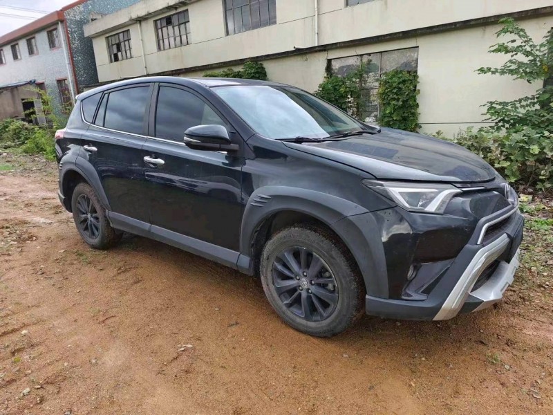 枣庄19年丰田RAV4荣放2