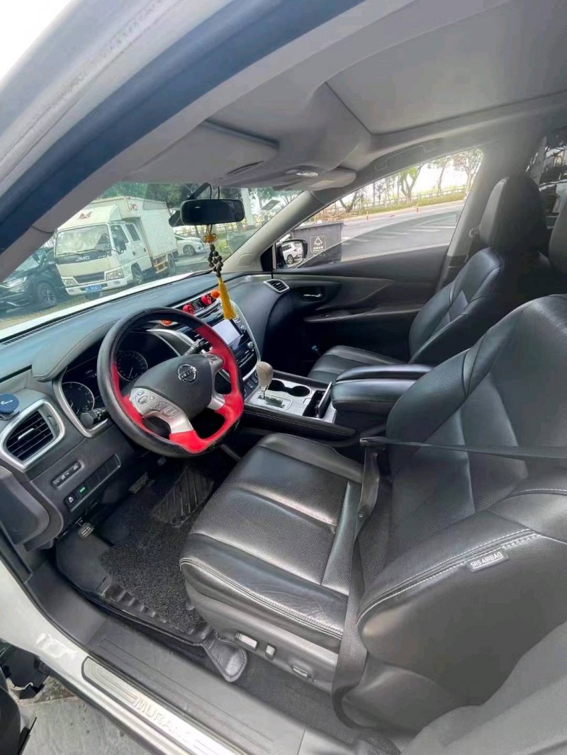 邯郸18年日产楼兰8