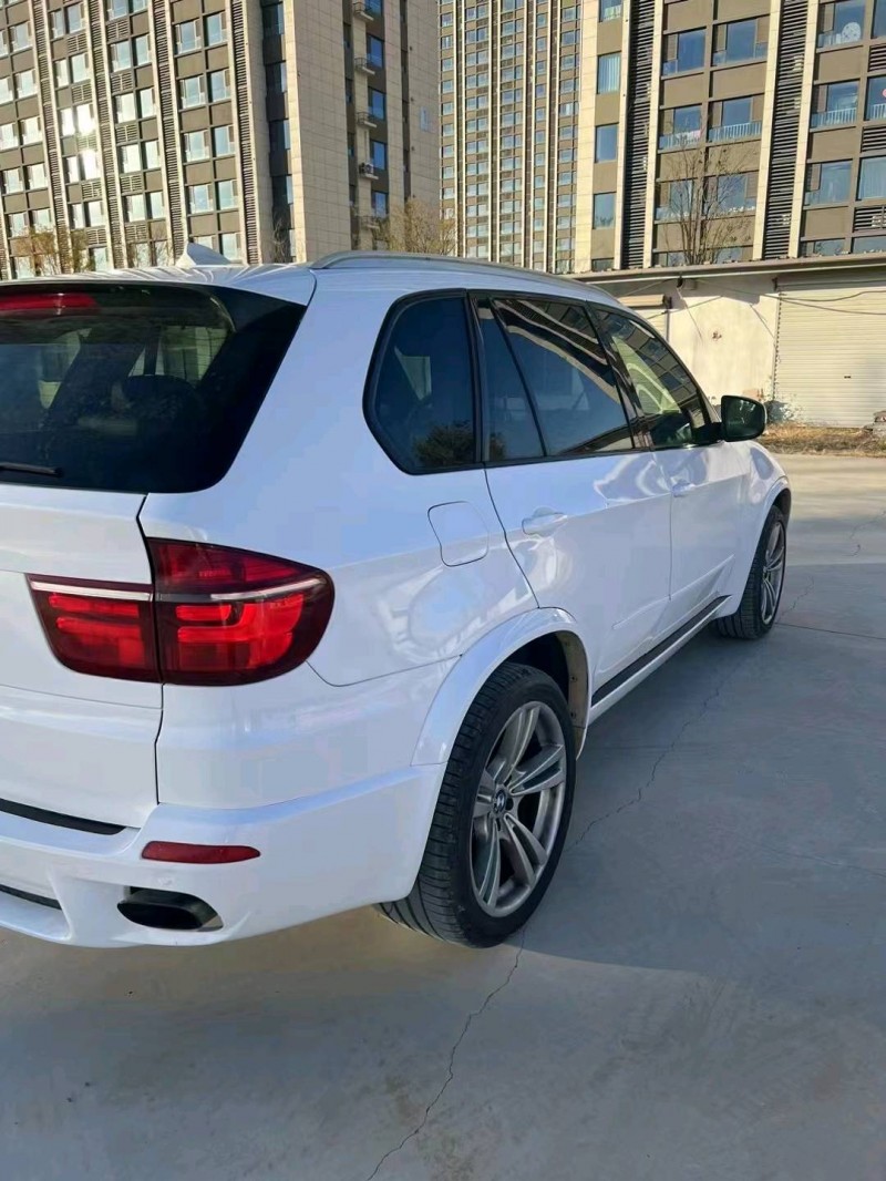 聊城12年宝马X57
