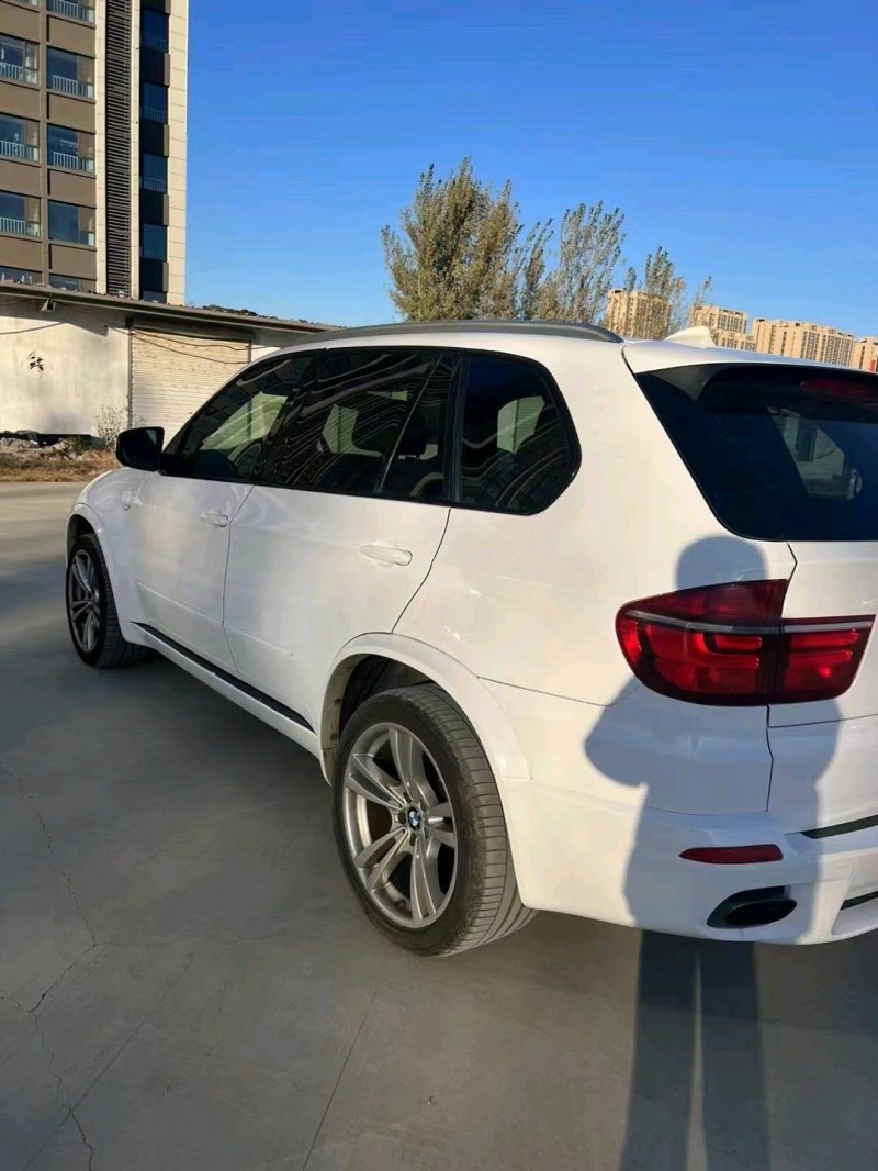 聊城12年宝马X58