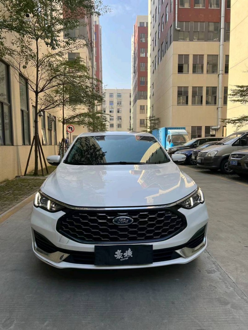 佛山22年福特福睿斯1