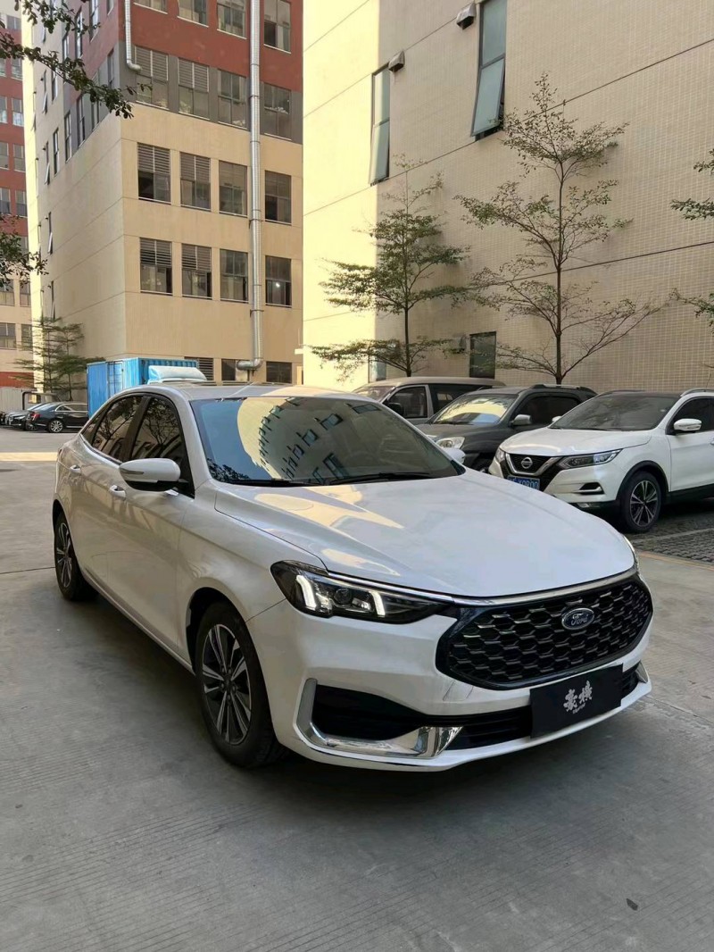 佛山22年福特福睿斯3