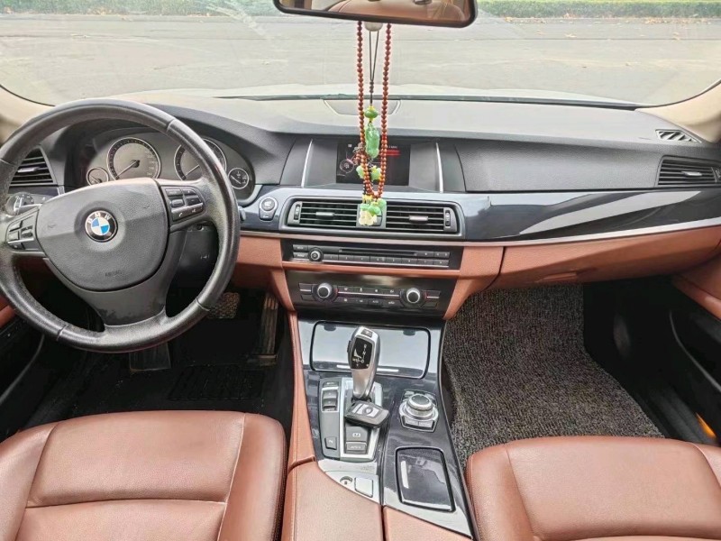 济南15年宝马5系8