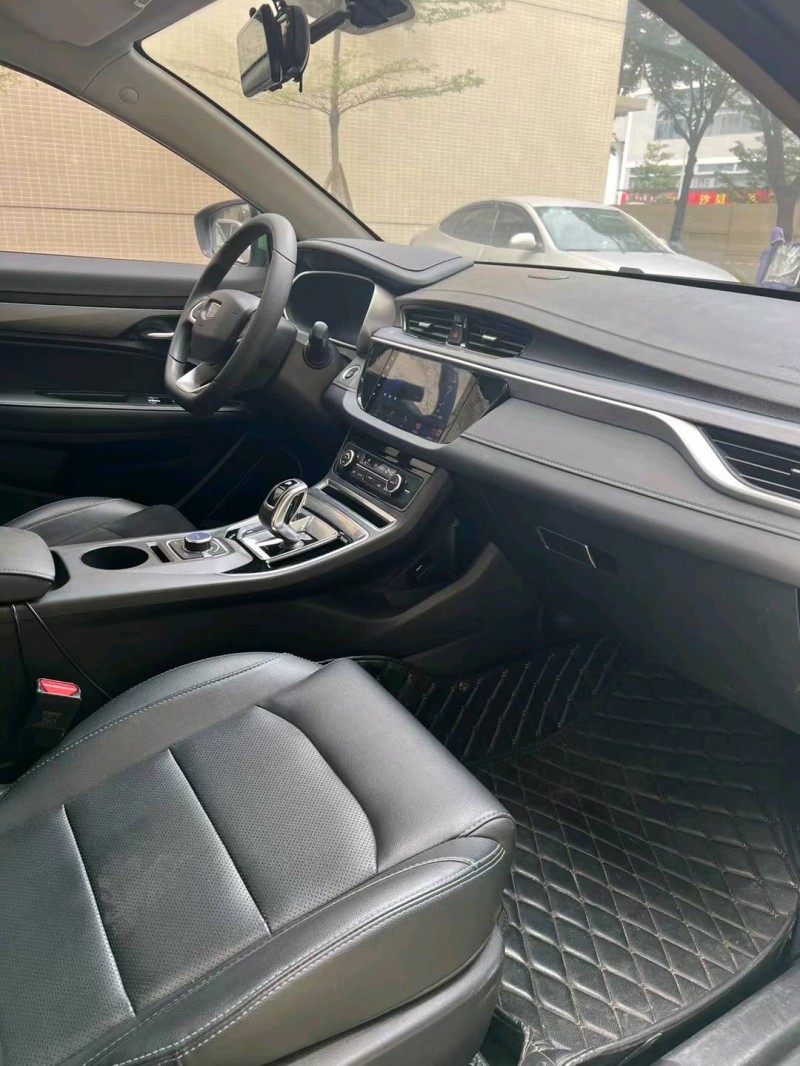 佛山21年吉利帝豪7