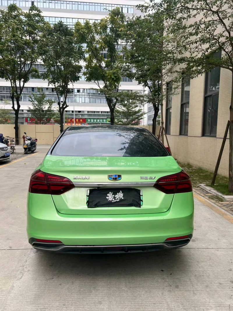 佛山21年吉利帝豪9