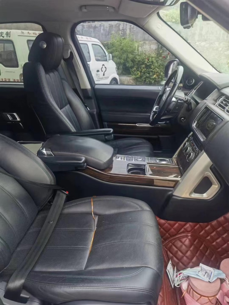 临沂15年路虎揽胜行政9