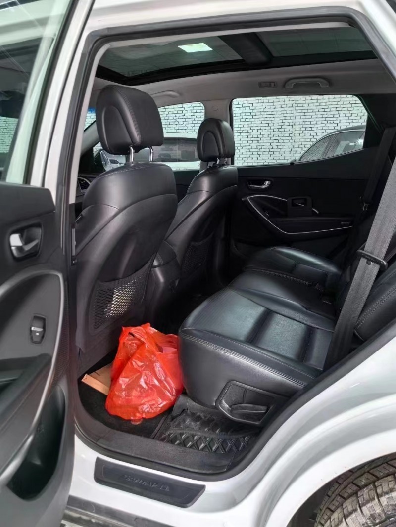 廊坊13年现代新胜达8