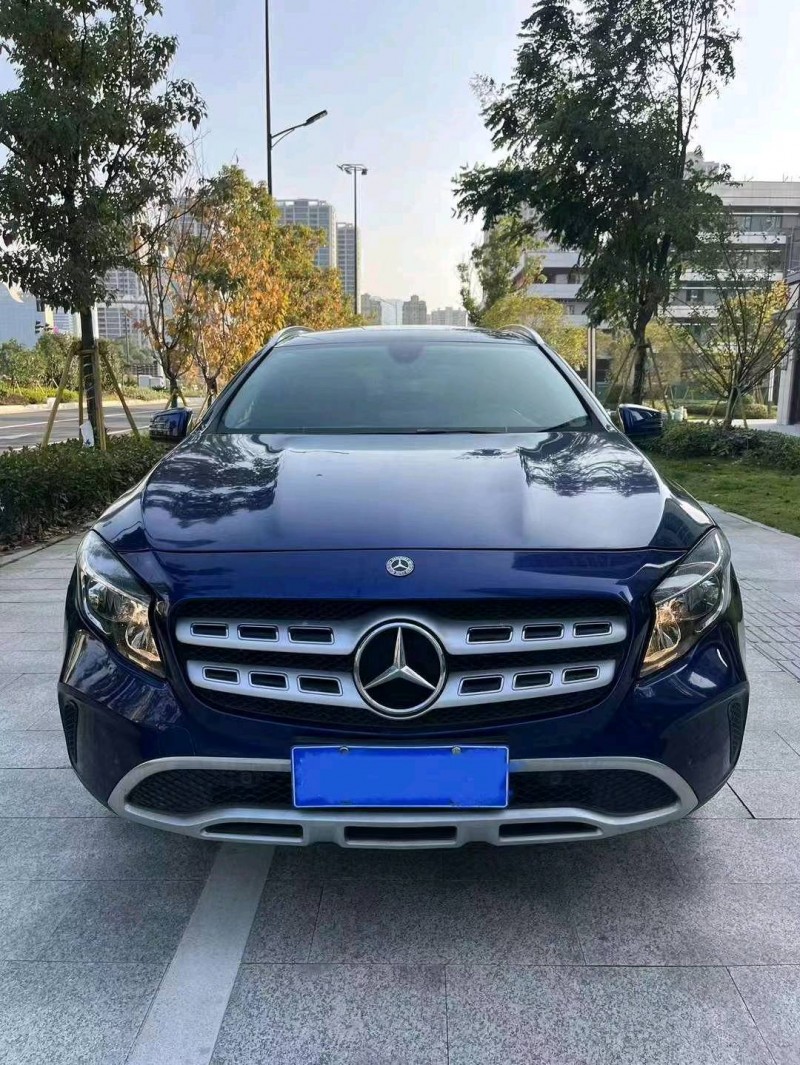 嘉兴19年奔驰GLA1