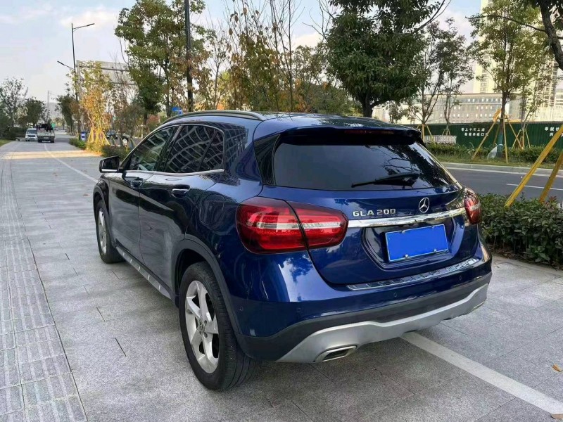 嘉兴19年奔驰GLA5