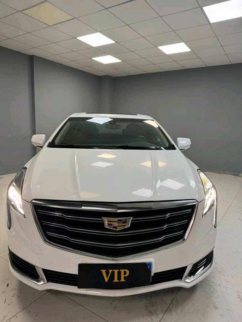 成都19年凯迪拉克XTS1