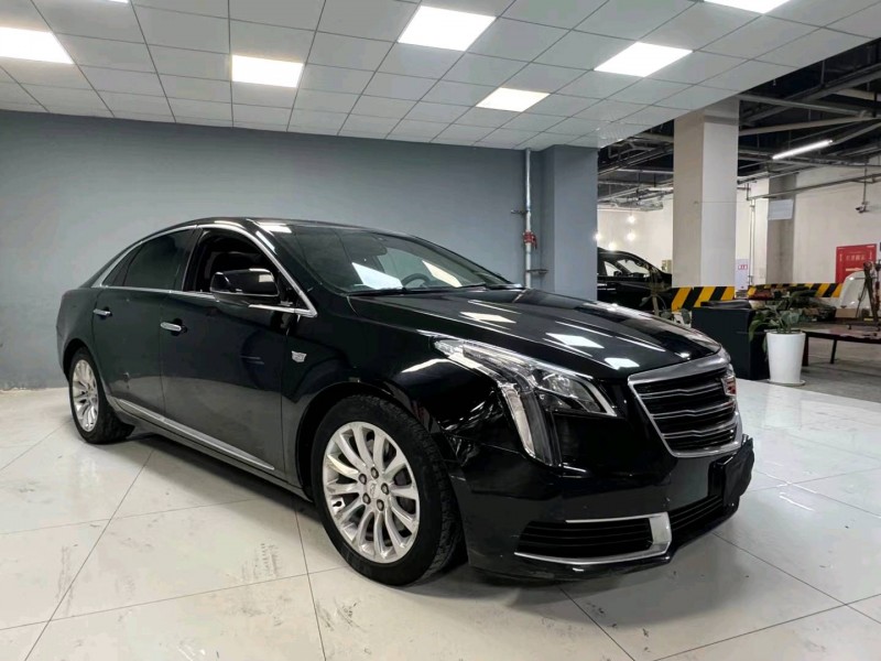 成都19年凯迪拉克XTS3