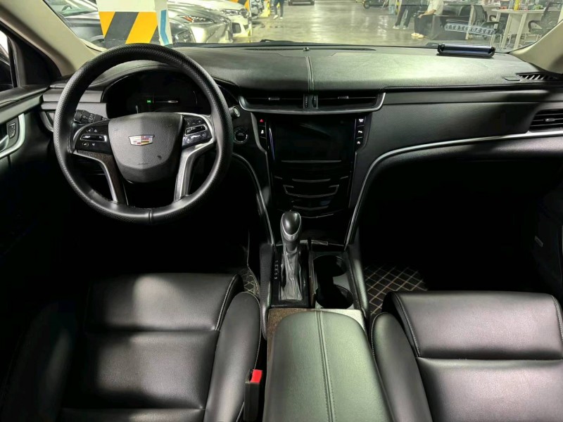 成都19年凯迪拉克XTS4