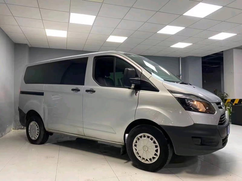 成都17年福特全顺2