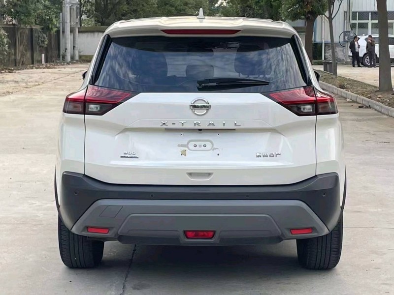 襄陽22年日產奇駿9