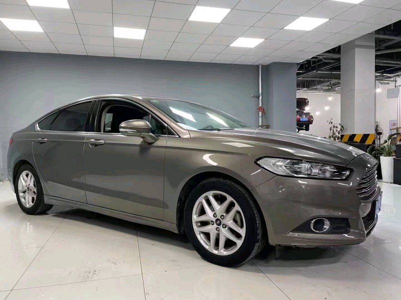 成都16年福特蒙迪欧2