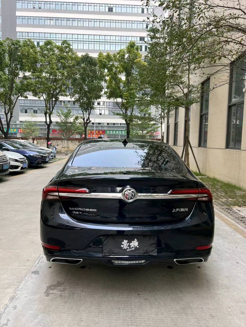 珠海19年别克君越7