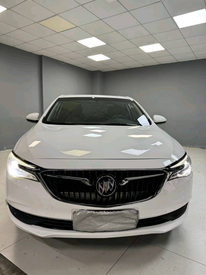 成都21年别克英朗1